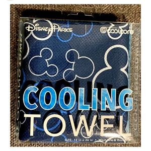 NWT Cooling Towel BLUE Mickey Mouse Icon Disney Parks New In Box